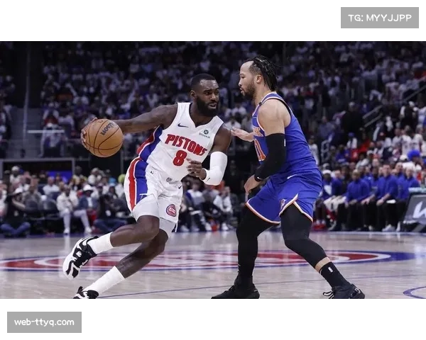 NBA杯决赛挡拆对决：布伦森福克斯控场风格对比